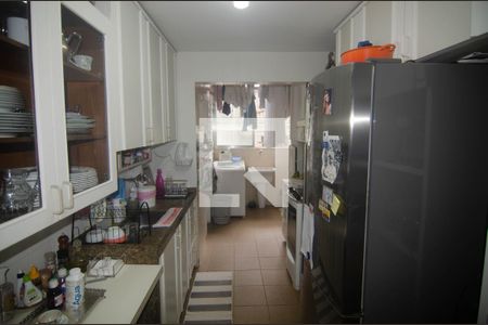 Apartamento para alugar com 125m², 3 quartos e 1 vaga Apartamento para alugar com 125m², 3 quartos e 1 vagaCozinha