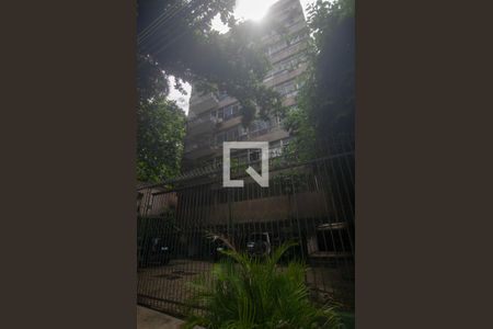 Apartamento para alugar com 125m², 3 quartos e 1 vaga Apartamento para alugar com 125m², 3 quartos e 1 vagaFachada