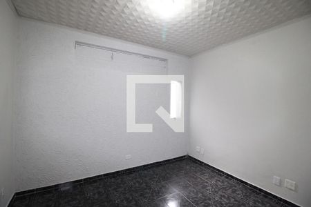 Quarto 2 de casa para alugar com 3 quartos, 130m² em Vila Euthalia, São Paulo