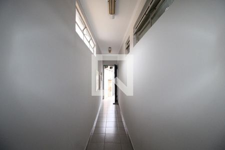 Sala/corredor de casa para alugar com 3 quartos, 130m² em Vila Euthalia, São Paulo