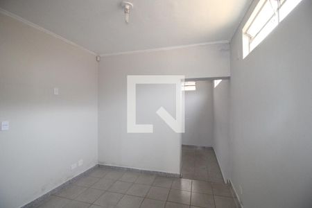 Sala de casa para alugar com 3 quartos, 130m² em Vila Euthalia, São Paulo