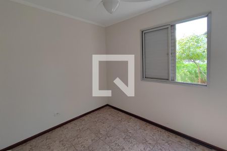 Quarto 1 de apartamento para alugar com 2 quartos, 50m² em Jardim dos Oliveiras, Campinas