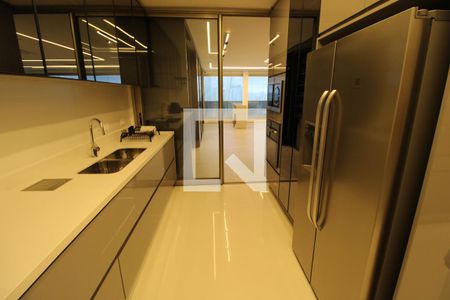 Apartamento à venda com 211m², 3 quartos e 3 vagasCozinha