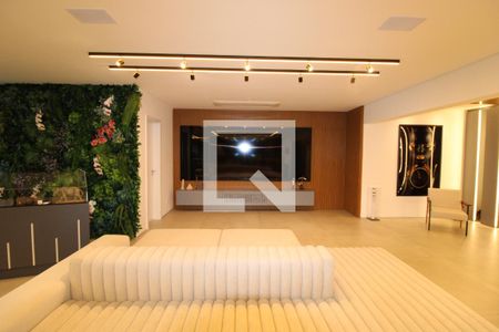 Sala de apartamento à venda com 3 quartos, 211m² em Real Parque, São Paulo