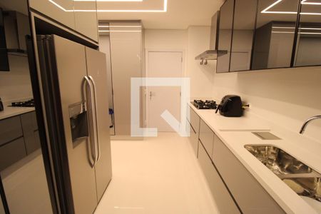 Apartamento à venda com 211m², 3 quartos e 3 vagasCozinha