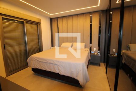 Apartamento à venda com 211m², 3 quartos e 3 vagasSuíte 1