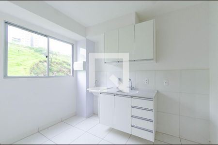 Apartamento para alugar com 51m², 2 quartos e 1 vaga Apartamento para alugar com 51m², 2 quartos e 1 vagaCozinha
