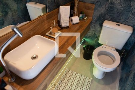 Lavabo de apartamento para alugar com 3 quartos, 118m² em Parque São Vicente, Mauá