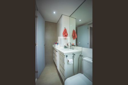 Apartamento à venda com 110m², 2 quartos e 2 vagasBanheiro Suíte
