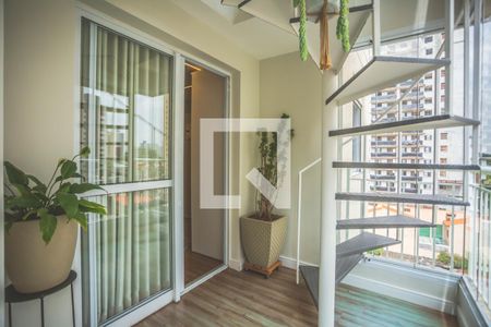 Apartamento à venda com 110m², 2 quartos e 2 vagasVaranda Quarto 2