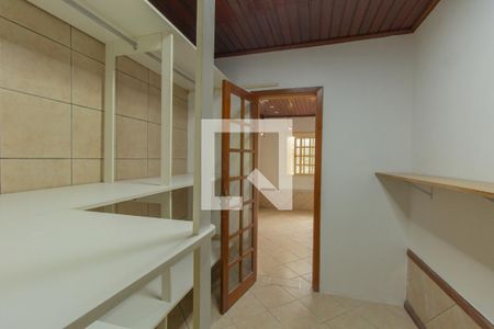 Closet da suíte de casa para alugar com 2 quartos, 150m² em Mathias Velho, Canoas