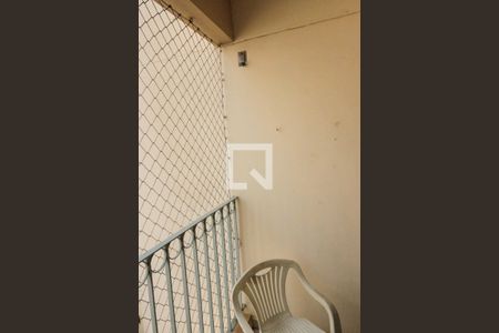 Varanda de apartamento para alugar com 2 quartos, 60m² em Parque Tomas Saraiva, São Paulo