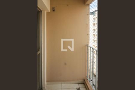 Varanda de apartamento para alugar com 2 quartos, 60m² em Parque Tomas Saraiva, São Paulo