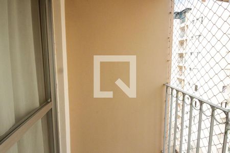 Varanda de apartamento para alugar com 2 quartos, 60m² em Parque Tomas Saraiva, São Paulo