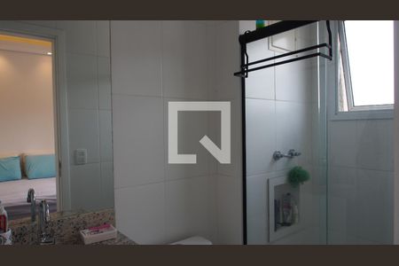 Apartamento à venda com 58m², 2 quartos e 2 vagasBanheiro da Suíte