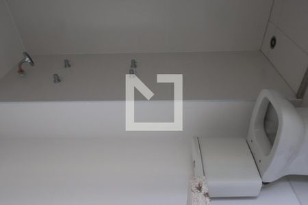 Banheiro de kitnet/studio à venda com 1 quarto, 28m² em Itaim Bibi, São Paulo