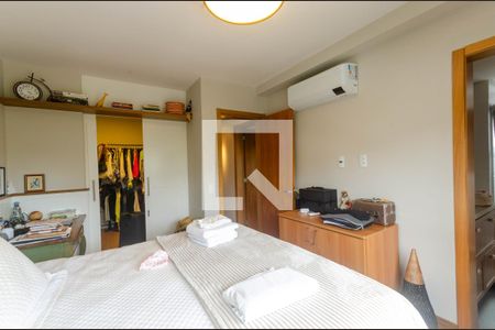 Casa de condomínio à venda com 106m², 2 quartos e 4 vagasSuíte 2