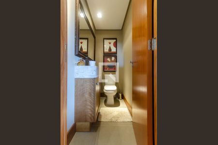 Casa de condomínio à venda com 106m², 2 quartos e 4 vagasLavabo