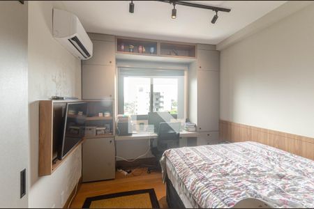 Casa de condomínio à venda com 106m², 2 quartos e 4 vagasSuíte 1