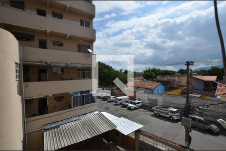 Vista da Sala de apartamento para alugar com 2 quartos, 60m² em Marechal Hermes, Rio de Janeiro