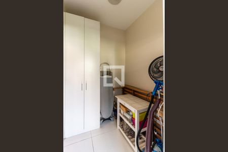 Apartamento à venda com 306m², 3 quartos e 6 vagasQuarto de Serviço