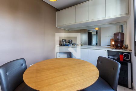 Apartamento à venda com 306m², 3 quartos e 6 vagasCopa