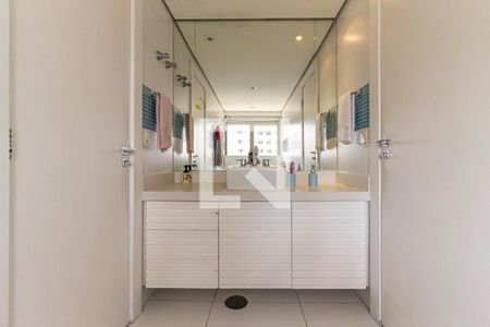 Apartamento à venda com 306m², 3 quartos e 6 vagasBanheiro - Quarto 1 e 2