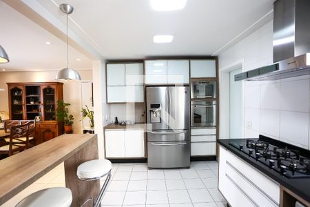 Apartamento à venda com 128m², 3 quartos e 2 vagasCozinha