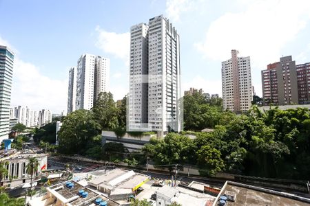 Varanda vista de apartamento à venda com 3 quartos, 128m² em Vila Andrade, São Paulo