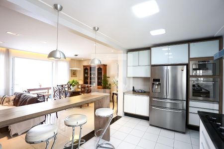 Apartamento à venda com 128m², 3 quartos e 2 vagasCozinha