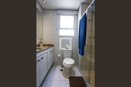 Apartamento à venda com 128m², 3 quartos e 2 vagasBanheiro da Suíte