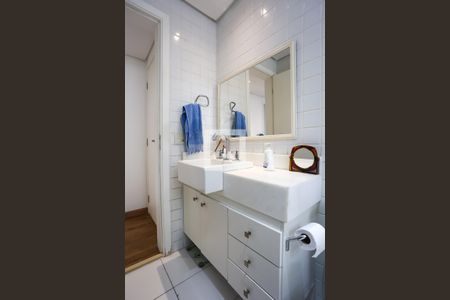 Apartamento à venda com 128m², 3 quartos e 2 vagasBanheiro