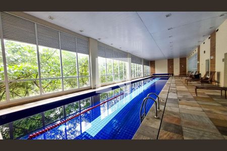 Apartamento à venda com 128m², 3 quartos e 2 vagasÁrea comum - Piscina
