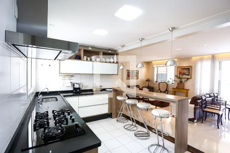 Apartamento à venda com 128m², 3 quartos e 2 vagasCozinha