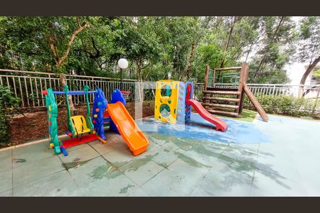 Apartamento à venda com 128m², 3 quartos e 2 vagasÁrea comum - Playground