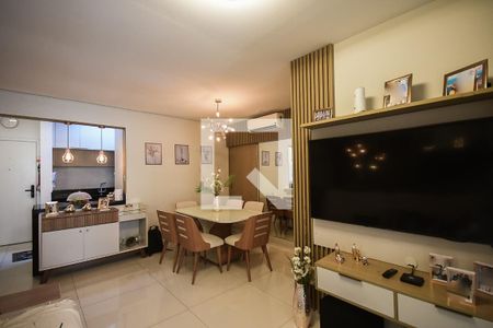 Sala de apartamento à venda com 3 quartos, 87m² em Vila Suzana, São Paulo