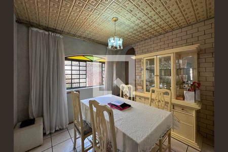 Sala de casa à venda com 4 quartos, 300m² em Parque Jabaquara, São Paulo