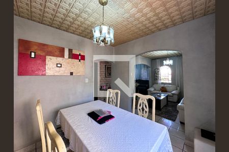 Sala de casa à venda com 4 quartos, 300m² em Parque Jabaquara, São Paulo