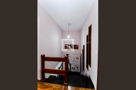 Casa à venda com 90m², 3 quartos e 2 vagas Casa à venda com 90m², 3 quartos e 2 vagasCorredor dos Dormitórios