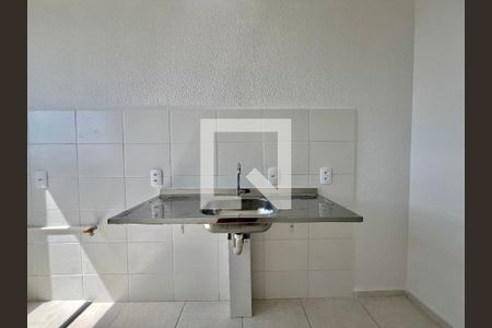 Cozinha de apartamento para alugar com 2 quartos, 42m² em Arvoredo Ii, Contagem