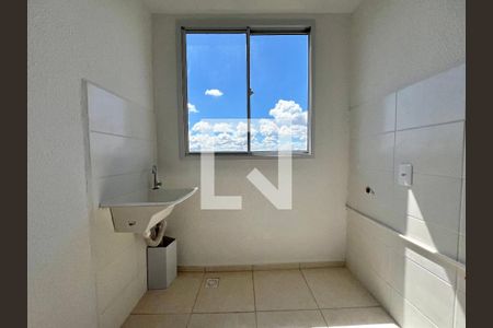 Detalhe da área de serviço de apartamento para alugar com 2 quartos, 42m² em Arvoredo Ii, Contagem