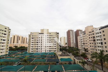 Vista da sacada de apartamento para alugar com 2 quartos, 50m² em Setor Negrão de Lima, Goiânia