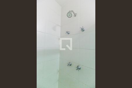 Apartamento para alugar com 60m², 2 quartos e 1 vagaDetalhe do banheiro
