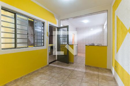 Sala de casa para alugar com 2 quartos, 90m² em Vila Maria Rosa, Ferraz de Vasconcelos