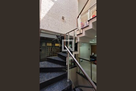 Escada de casa à venda com 3 quartos, 190m² em Jardim Santo Alberto, Santo André