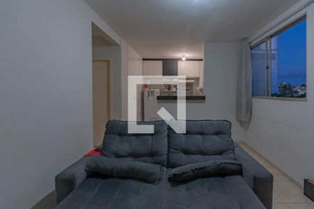 Sala de apartamento para alugar com 2 quartos, 42m² em  Itatiaia, Belo Horizonte