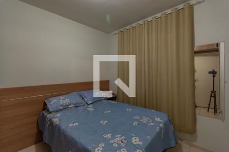 Quarto 2 de apartamento para alugar com 2 quartos, 42m² em  Itatiaia, Belo Horizonte
