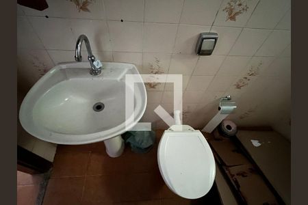 Casa para alugar com 250m², 3 quartos e 2 vagasBanheiro 1