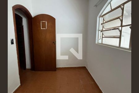 Quarto 1 de casa para alugar com 3 quartos, 250m² em Vila Santa Clara, São Paulo