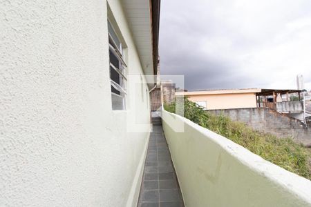 Casa para alugar com 100m², 2 quartos e sem vaga Casa para alugar com 100m², 2 quartos e sem vagaCorredor